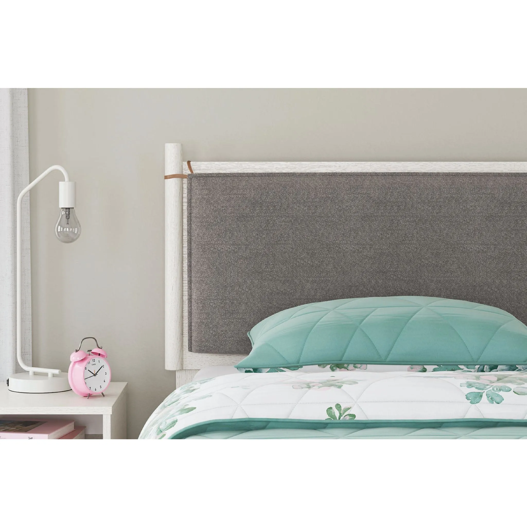 Aprilyn Twin Panel Headboard - White