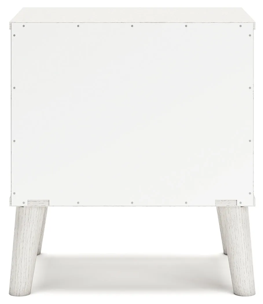 Aprilyn Twin Panel Headboard with Dresser, Chest and Nightstand in White