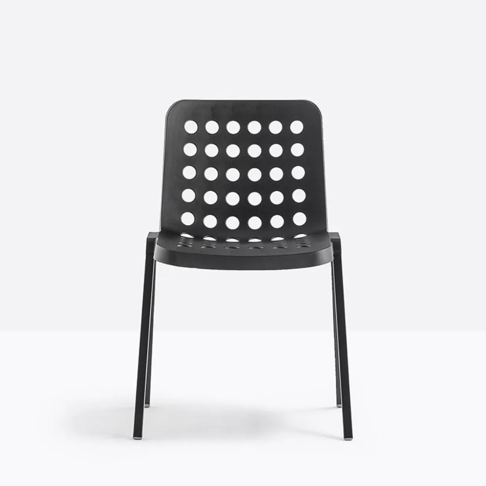 Pedrali Koi-Booki 370 stackable outdoor chair