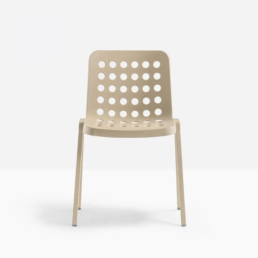 Pedrali Koi-Booki 370 stackable outdoor chair