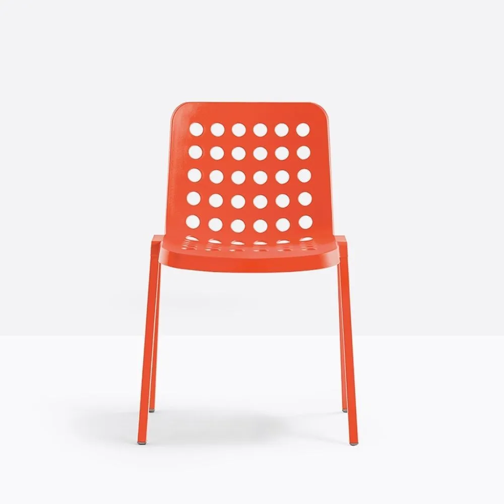 Pedrali Koi-Booki 370 stackable outdoor chair
