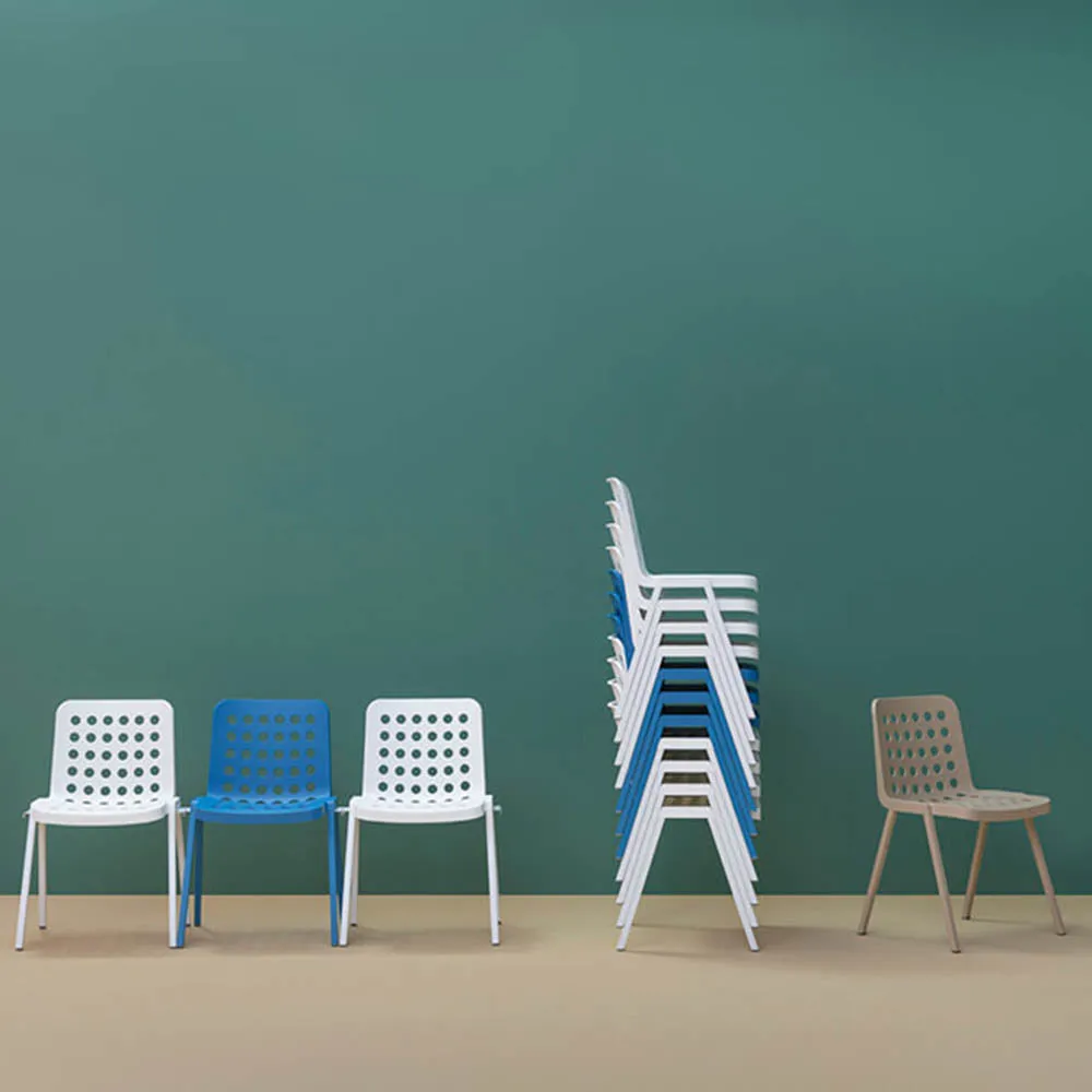 Pedrali Koi-Booki 370 stackable outdoor chair