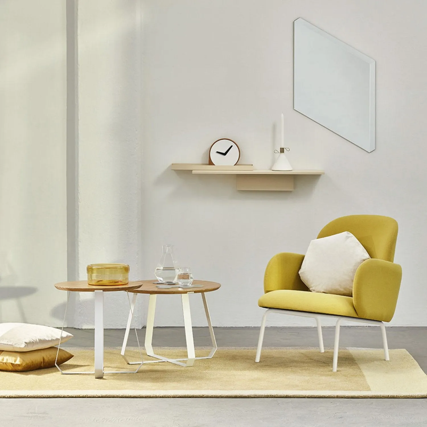 puik | shunan table high | white   natural - LC