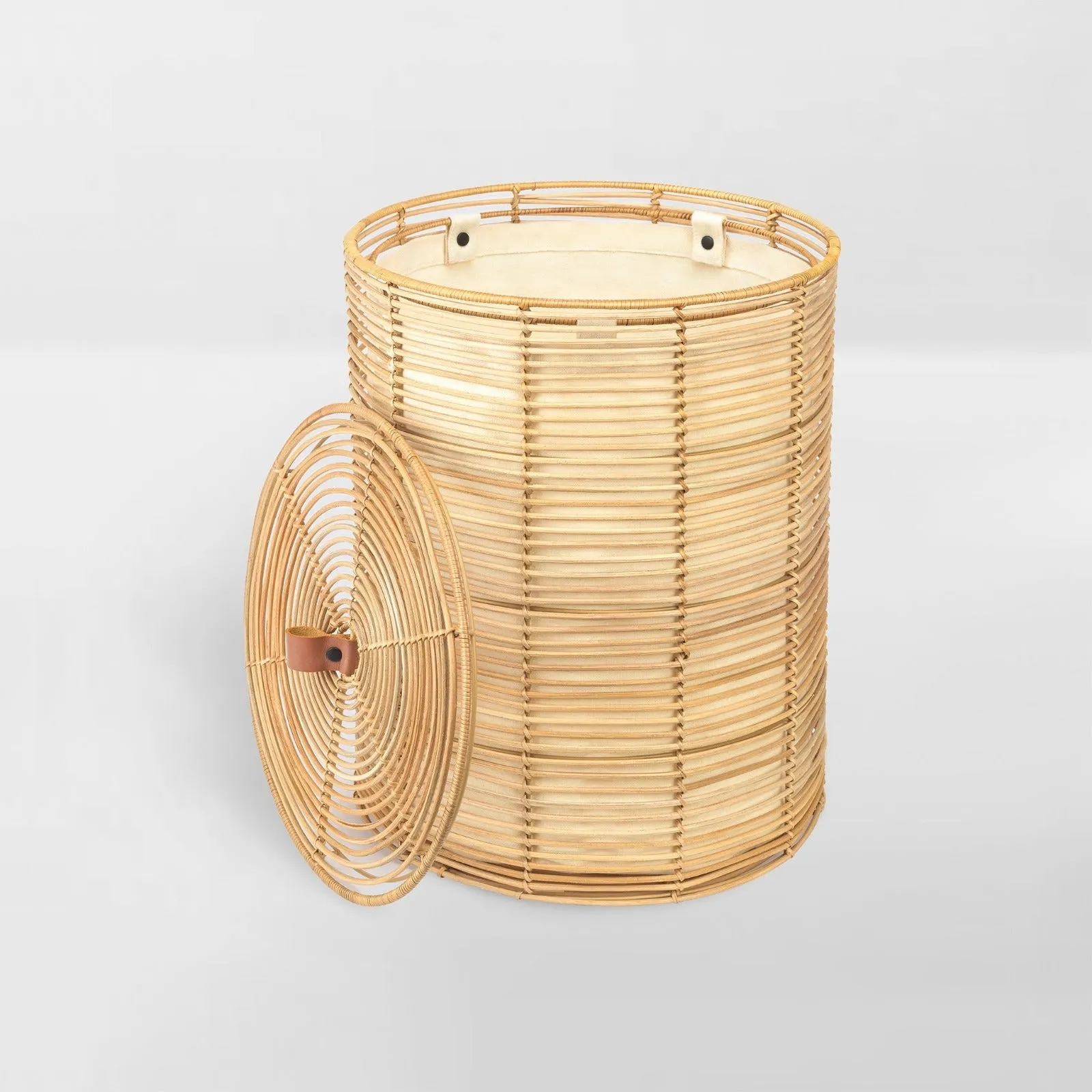 Rattan Hamper with Liner