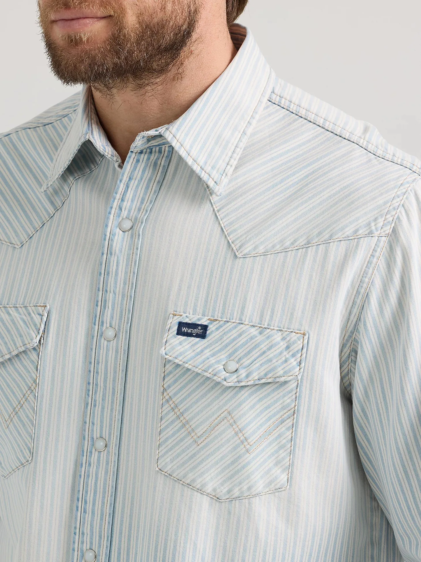 Wrangler Men's L/S Vintage Inspired Railroad Stripe Western Snap Work Shirt